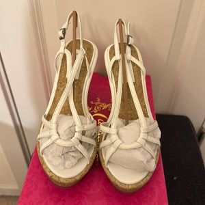 NWT CANDIE’S WHITE KIRRA SANDAL